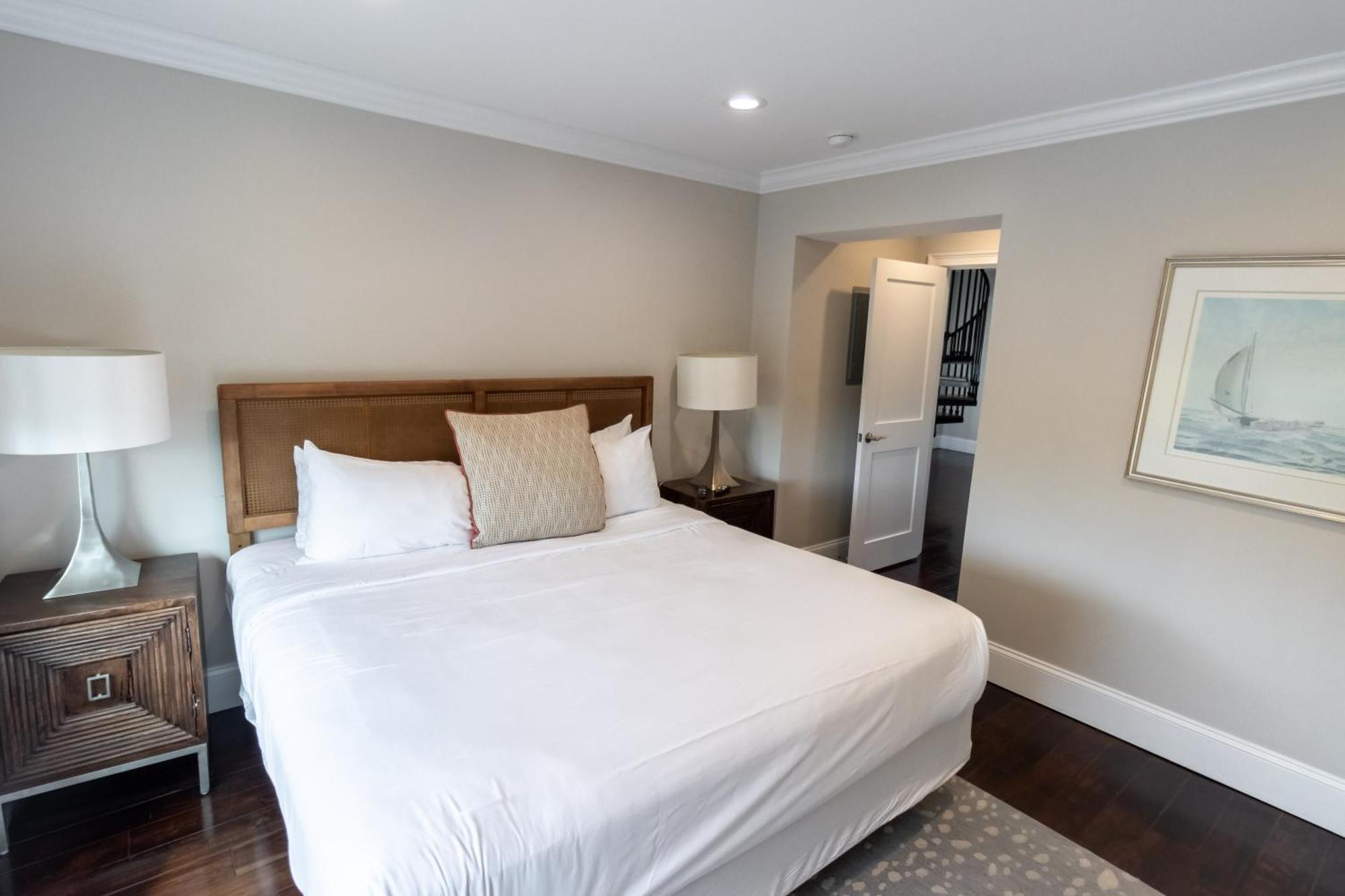 דירות The Newport Lofts - 543 Thames Street מראה חיצוני תמונה